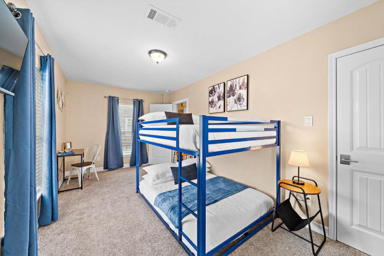 Nr Med Center, Dt, Midtown Game Room Sleep 16 Х'юстон Екстер'єр фото